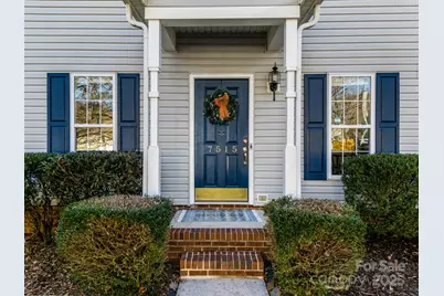 7515 Crestside Lane, Charlotte, NC 28227 - Photo 2