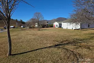 1375 E US Hwy 19E Hwy, Burnsville, NC 28714 - Photo 40