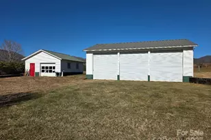 1375 E US Hwy 19E Hwy, Burnsville, NC 28714 - Photo 36