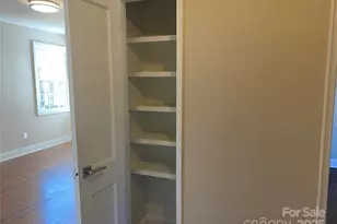 524 Wakefield Dr, Charlotte, NC 28209 - Photo 32