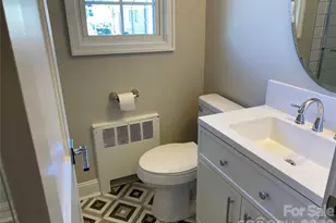 524 Wakefield Dr, Charlotte, NC 28209 - Photo 14