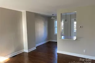 524 Wakefield Dr, Charlotte, NC 28209 - Photo 4