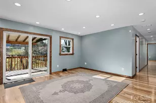 133 Axley St, Canton, NC 28716 - Photo 6