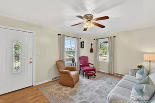 305 McCammon St, Fort Mill, SC 29715 - Photo 6