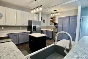 204 Flanders Dr, Mooresville, NC 28117 - Photo 8