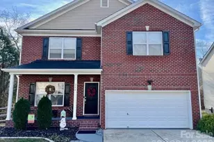 204 Flanders Dr, Mooresville, NC 28117 - Photo 2