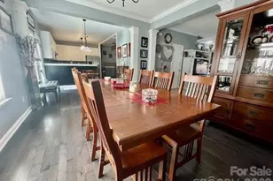 204 Flanders Dr, Mooresville, NC 28117 - Photo 6