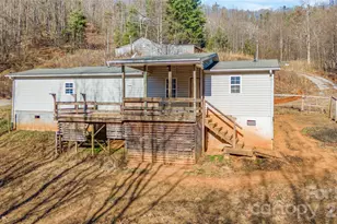 910 Summit Ridge Rd, Purlear, NC 28665 - Photo 4