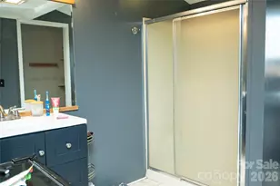 910 Summit Ridge Rd, Purlear, NC 28665 - Photo 20