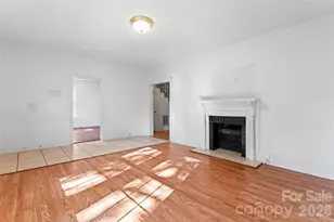 317 Campus St, Charlotte, NC 28216 - Photo 4