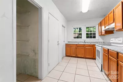 317 Campus Street, Charlotte, NC 28216 - Photo 8