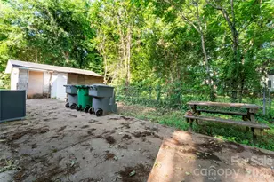 317 Campus St, Charlotte, NC 28216 - Photo 26