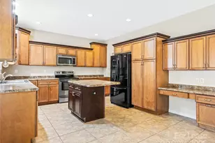 51 Driftstone Cir, Arden, NC 28704 - Photo 16