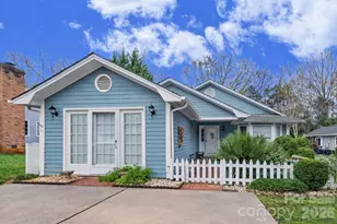 2914 Cherry Blossom Ct, Fort Mill, SC 29715 - Photo 1