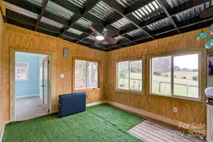 1183 Sandy Plains Rd, Tryon, NC 28782 - Photo 30