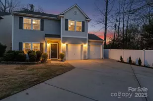 7323 Reece Valley Ct, Charlotte, NC 28227 - Photo 2