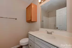 3427 Calpella Ct, Charlotte, NC 28262 - Photo 14