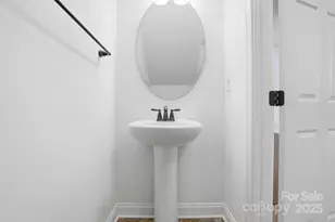 5763 Mossdale Ln, Charlotte, NC 28278 - Photo 18