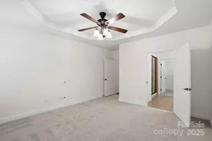 5763 Mossdale Ln, Charlotte, NC 28278 - Photo 12