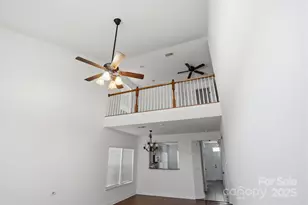 5763 Mossdale Ln, Charlotte, NC 28278 - Photo 10