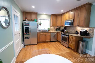 2640 Chesterfield Ave, Charlotte, NC 28205 - Photo 10