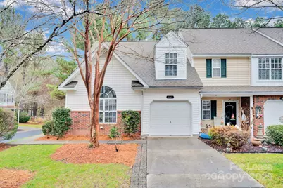 8041 Christmas Court, Charlotte, NC 28216 - Photo 1