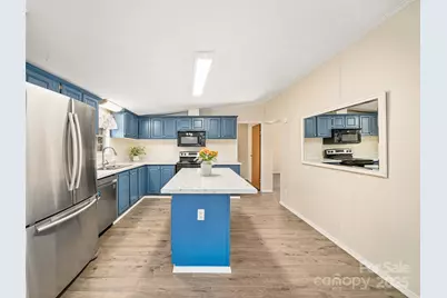 105 Satinwood Drive, Burnsville, NC 28714 - Photo 4