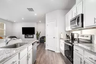 4922 Raspberry Knoll Dr, Charlotte, NC 28208 - Photo 14