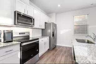 4922 Raspberry Knoll Dr, Charlotte, NC 28208 - Photo 16