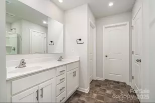 4922 Raspberry Knoll Dr, Charlotte, NC 28208 - Photo 22