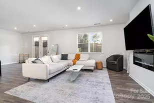 4922 Raspberry Knoll Dr, Charlotte, NC 28208 - Photo 8