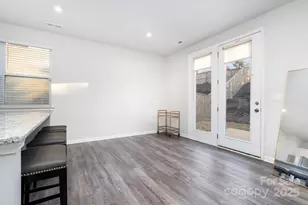 4922 Raspberry Knoll Dr, Charlotte, NC 28208 - Photo 10