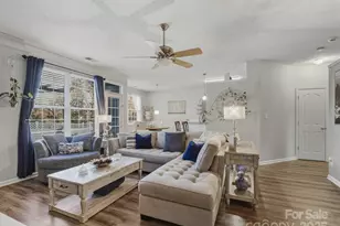 5822 Briggs Dr, Charlotte, NC 28269 - Photo 8