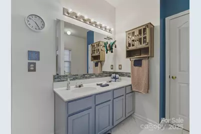 5822 Briggs Drive, Charlotte, NC 28269 - Photo 20