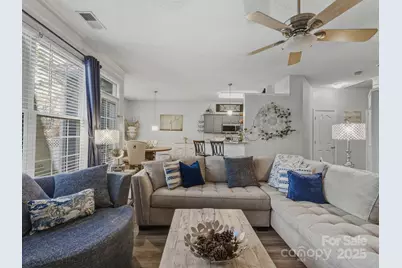 5822 Briggs Drive, Charlotte, NC 28269 - Photo 10