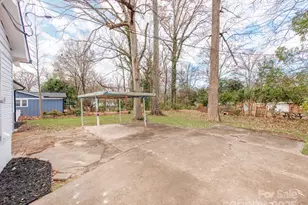 2025 Birchcrest Dr, Charlotte, NC 28205 - Photo 22