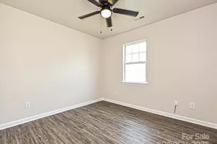 2822 Seymour Dr, Charlotte, NC 28208 - Photo 22