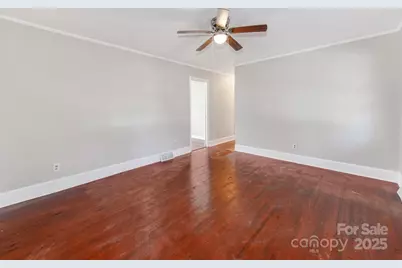 3918 Tipperary Place, Charlotte, NC 28215 - Photo 4