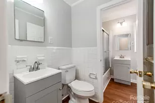 3918 Tipperary Pl, Charlotte, NC 28215 - Photo 20