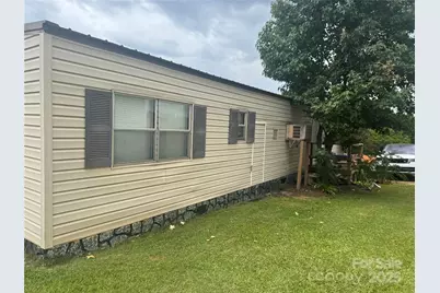 403 Fontana Lane, Spartanburg, SC 29303 - Photo 4