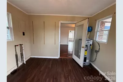 712 Griffin Avenue NW, Valdese, NC 28690 - Photo 14