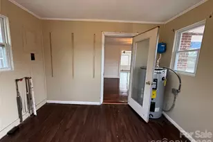 712 Griffin Ave NW, Valdese, NC 28690 - Photo 14