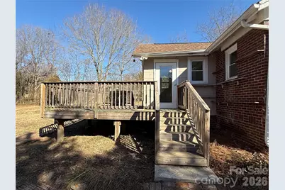 712 Griffin Avenue NW, Valdese, NC 28690 - Photo 4