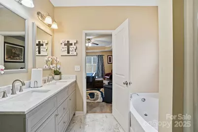 11406 Sweetbriar Ridge Drive #34, Charlotte, NC 28269 - Photo 20