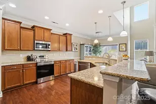 11406 Sweetbriar Ridge Dr, Charlotte, NC 28269 - Photo 6