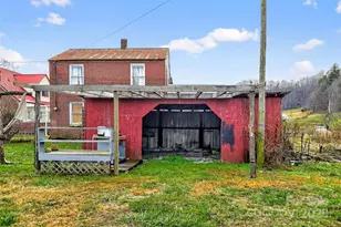 12231 N 226 Hwy, Bakersville, NC 28705 - Photo 18