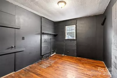 12231 N 226 Highway, Bakersville, NC 28705 - Photo 8