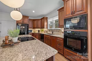 12213 Farnborough Rd, Huntersville, NC 28078 - Photo 22