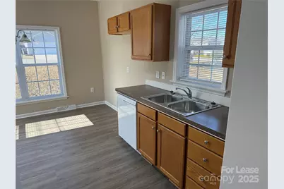 918 Faye Street, Statesville, NC 28677 - Photo 6