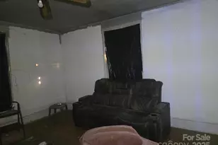 154 E Lacy St, Chester, SC 29706 - Photo 8